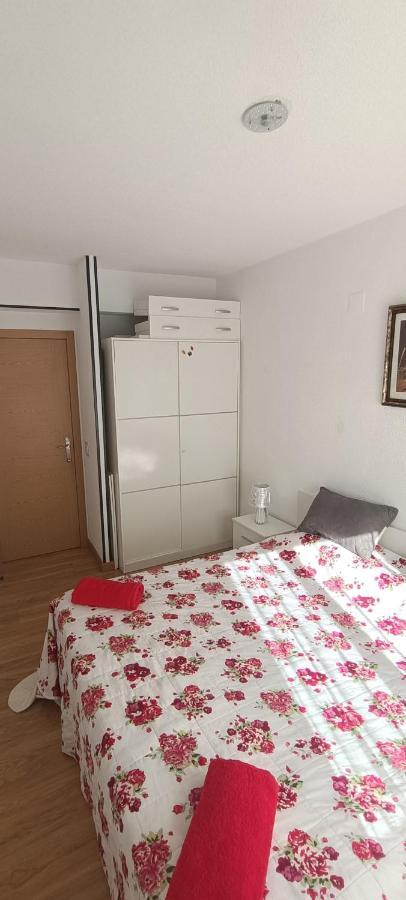 Gran Apartamento Cerca Del Mar Y Castillo Dénia Esterno foto